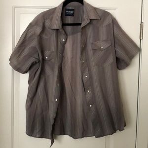 Men’s wrangler shirt